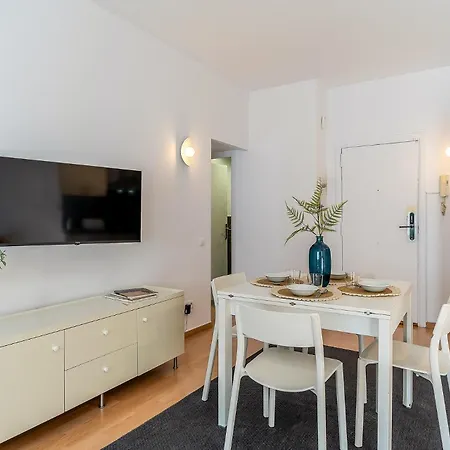 1897 - Ab Clot Apartment