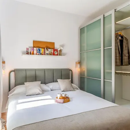 Apartment 1897 - Ab Clot *
